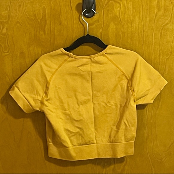 Dark gold crop top. Women’s size Small. - Picture 5 of 6